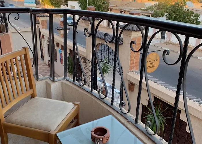 The Castle & 4* دهب